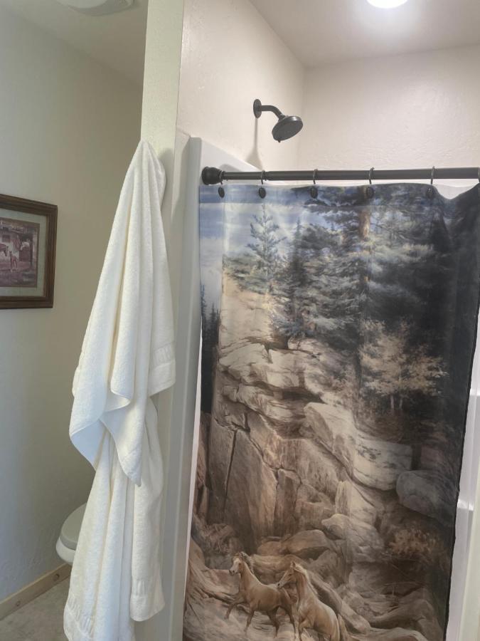 Bryce Canyon Country Inn ทรอปิก ภายนอก รูปภาพ